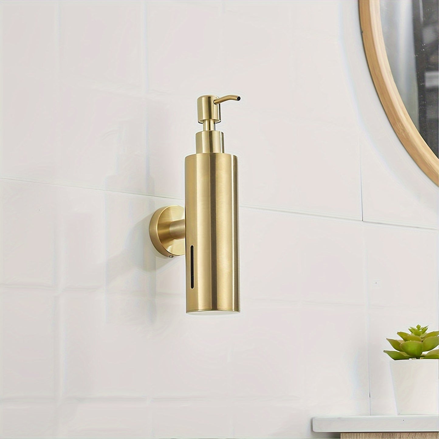 Distributeur mural or, robuste, élégant, pour salle de bain sophistiquée