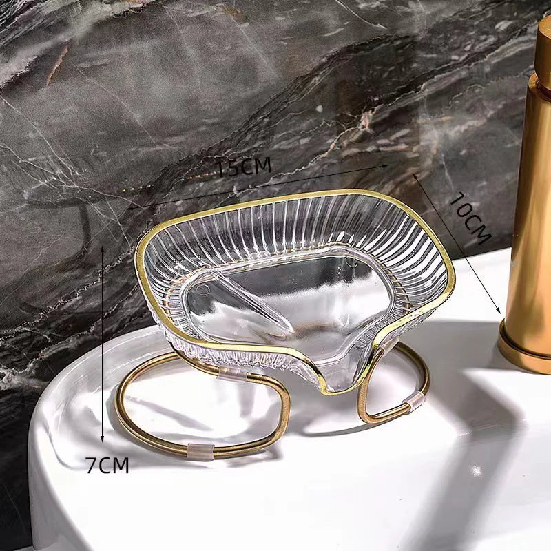 Vue détaillée du porte-savon en forme de plat, soulignant son design moderne et élégant en plastique et fer,