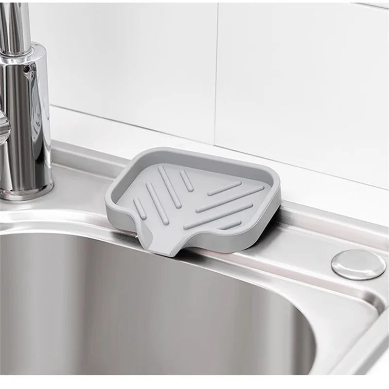 Porte éponge silicone pour évier