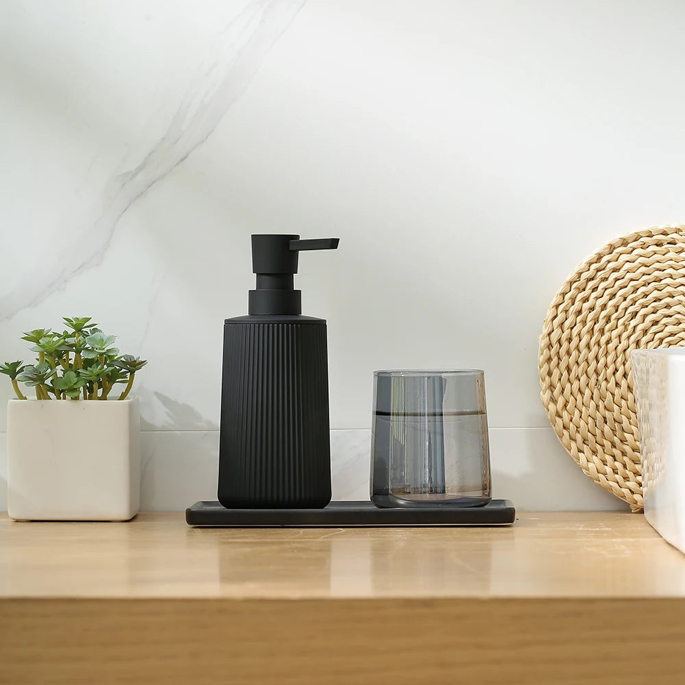 Distributeur de savon noir avec plateau maison design moderne 